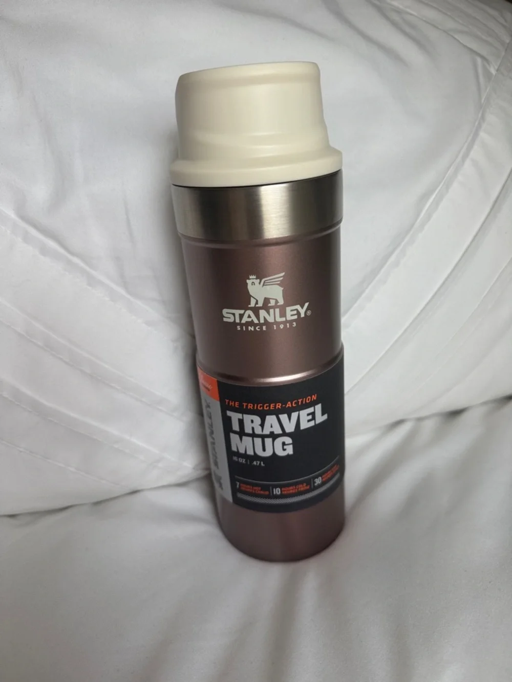 Stanley Classic Trigger-Action Travel Mug 16 oz - Picture 1 of 7